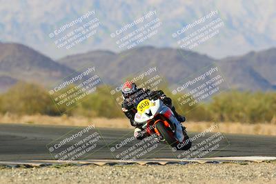 media/Mar-26-2022-CVMA (Sat) [[4461a8f564]]/Race 12 Amateur Supersport Middleweight/